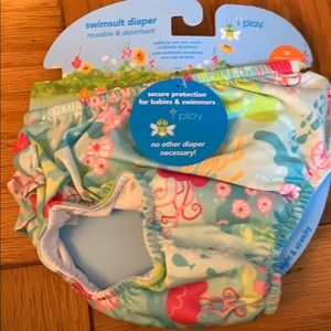 Swimming diaper